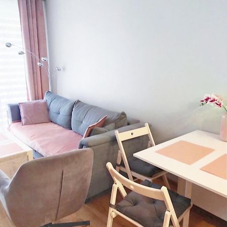 Apartament Poezja, Kasprowicza 20A Колобжег Екстер'єр фото
